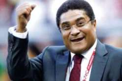 أسطورة كرة القدم البرتغالي إيزيبيو يدخل المستشفى مجددا لدى وصوله إلى البرتغال