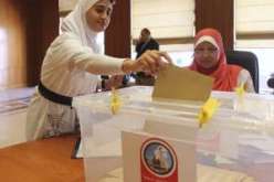 المحكمة المصرية العليا تقضي باستمرار انتخابات الرئاسة