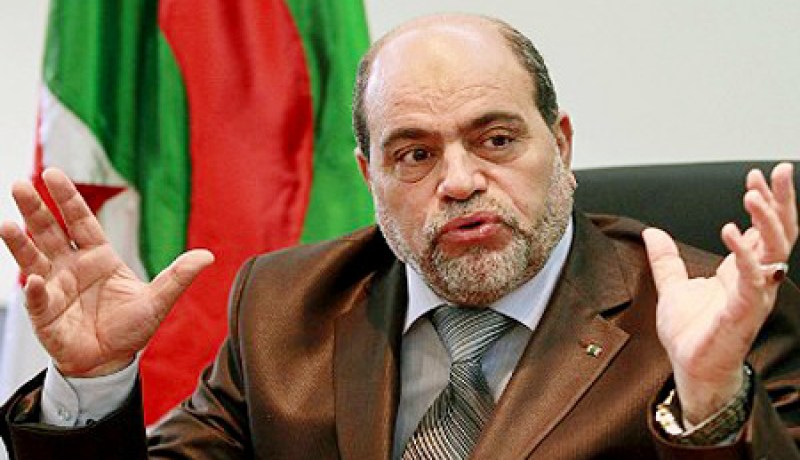 أبو جرة سلطاني يكشف أن إعادة النظر في بعض مواد الدستور ليس لها معنى