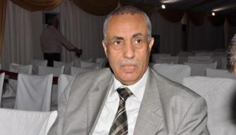 عليوي يحذر من استنزاف ما لا يقل عن ستة هكتارات من الأراضي الفلاحية يوميا