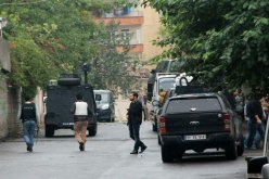 الشرطة التركية تقتحم مقر قناة موالية للأكراد في اسطنبول