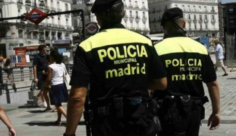 الشرطة الإسبانية تلقي القبض على جزائري بتهمة المتاجرة في المخدرات