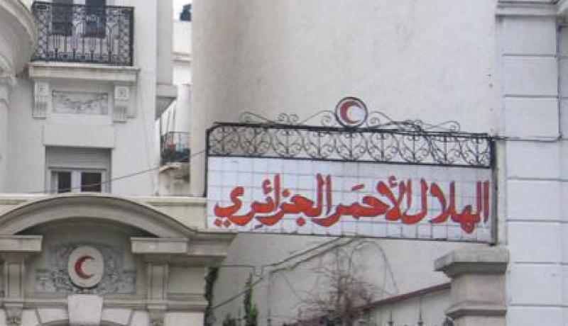 الهلال الأحمر الجزائري يرسم البهجة على وجوه أطفال منتمين إلى 40 عائلة معوزة بوهران