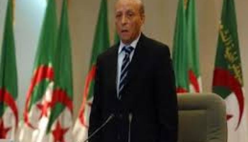 العربي يعبر عن تضامن المؤسسة التشريعية مع القيادة العليا للجيش الوطني الشعبي بعد تحطم الطائرة العسكرية