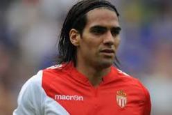 فالكاو أساسياً ضد ليستر سيتي