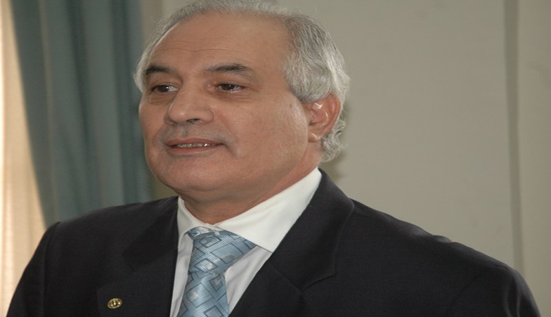 بلعيز وسياسة “عسّ لسانك”