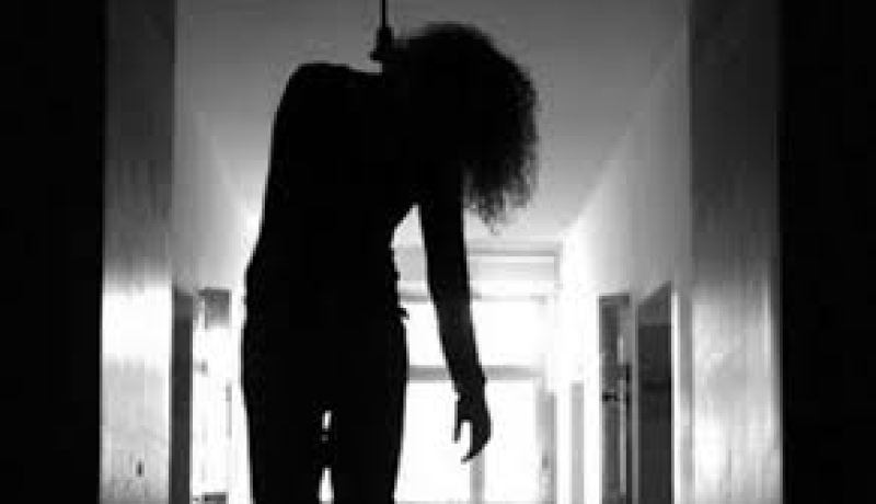 انتحار امراة في الثلاثين شنقا في سوق اهراس