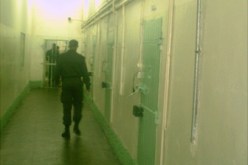 إدانة عون حراسة بمؤسسة إعادة التربية بـــ10 سنوات سجنا