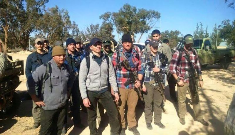 بالصور رصد قوات أمريكية خاصة في مطار الوطية بليبيا