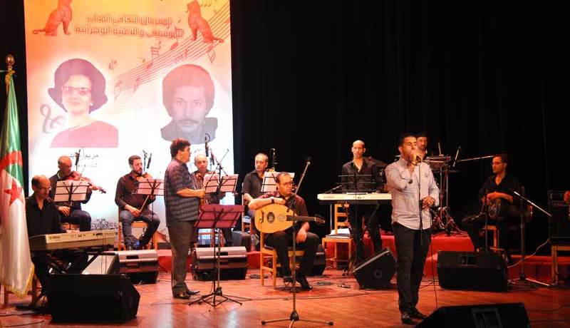 هشام حنيفي يتوج بالجائزة الأولى في مهرجان الموسيقى والأغنية الوهرانية