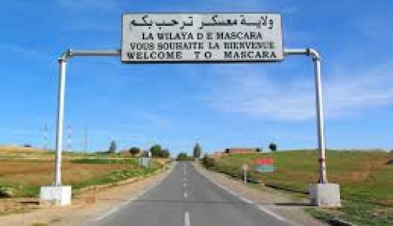 العثور على جثتين مرميتين على الطريق في بلدية معسكر