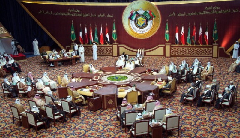 التعاون الخليجي يندد بموقف إيران العدائي