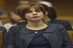 هدى فرعون.. الحوار يبقى مفتوحا مع نقابات القطاع حول مشروع قانون البريد والإتصالات الإلكترونية