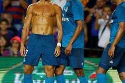 بالفيديو .. كريستيانو يطرد بغرابة في الكلاسيكو ومدريد تنتقد الحكم