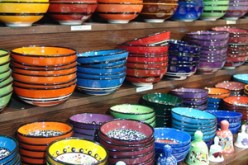 الدخول المدرسي وحلول شهر الصيام يلهبا جيوب المواطنين…تغيير الأواني وتنظيف المنازل طقوس تحافظ عليها العائلات الجزائرية لاستقبال الشهر الفضيل