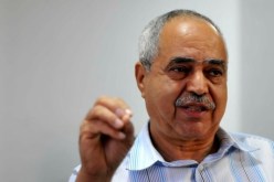 أحمد بن بيتور يتجه نحو الإنسحاب من الرئاسيات