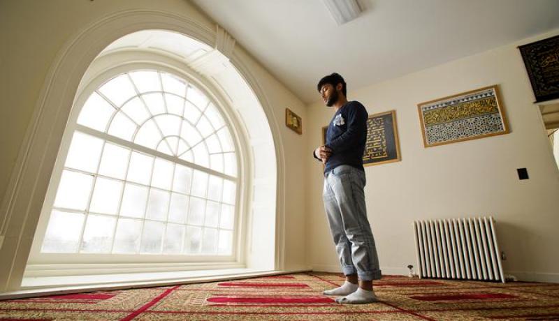 مواقيت الصلاة ليوم الخميس 18 فيفري 2016