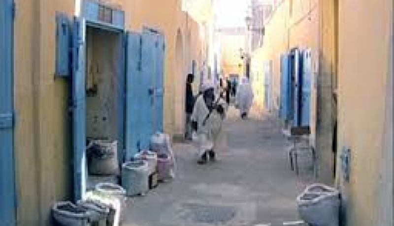 نشوب حريق مهول بأحد المحلات التجارية في ورقلة