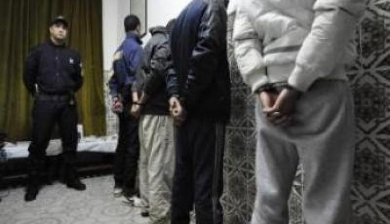 توقيف 4 أشخاص بتهمة ترويج مهلوسات وحجز 400 قرص في بتبسة