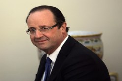 أعلام هولندا لاستقبال رئيس فرنسا‮!‬