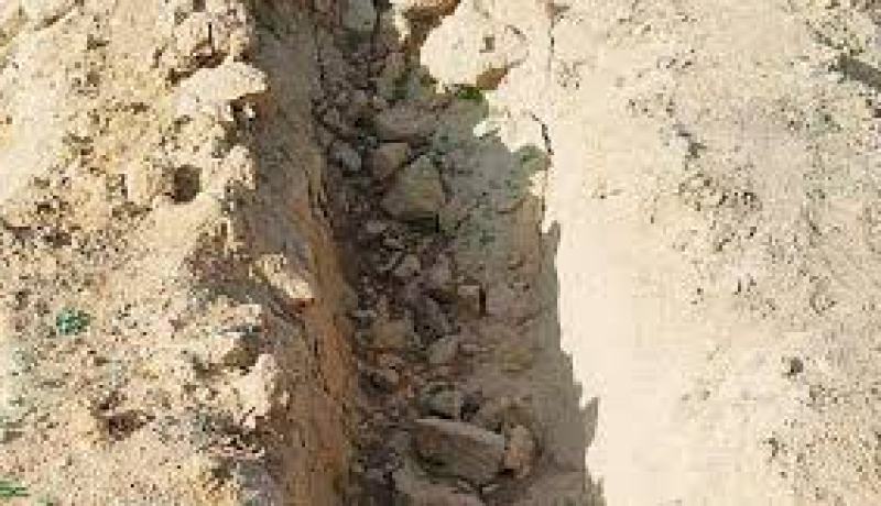 الاطاحة بالشخص المتورط في نبش القبور بالبيض