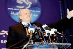 سلال يؤكد أن بوتفليقة أعاد للمرأة الجزائرية حقوقها التامة