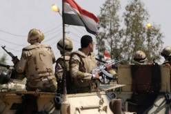 مقتل ضابطين مصريين بعد انفجار عبوة ناسفة في العريش