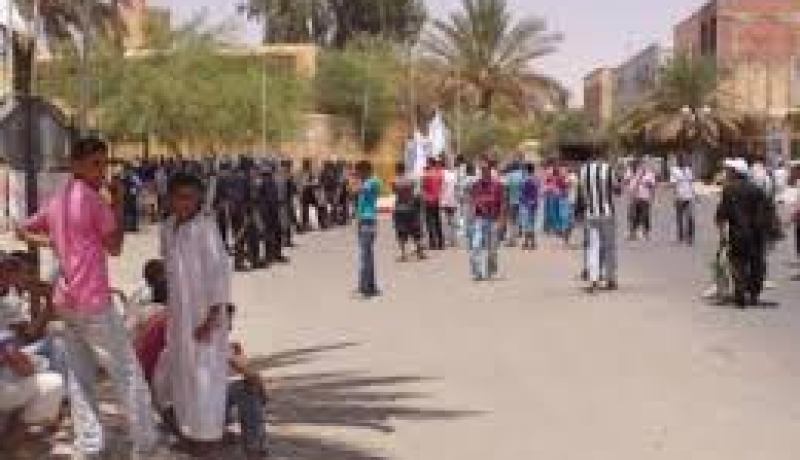 عبد القادر مساهل يدعو الشباب إلى الاستثمار في مجال توزيع الصحافة بالجنوب الغربي للبلاد