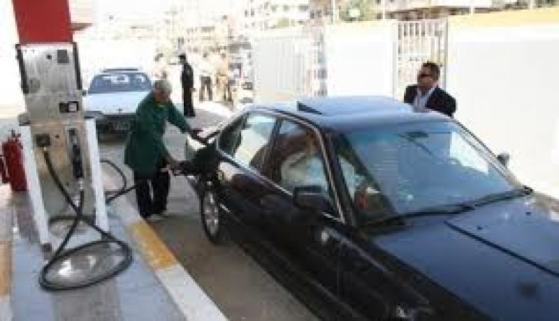 انقطاع التزويد بالوقود منذ ثلاثة ايام في محطتين بإليزي