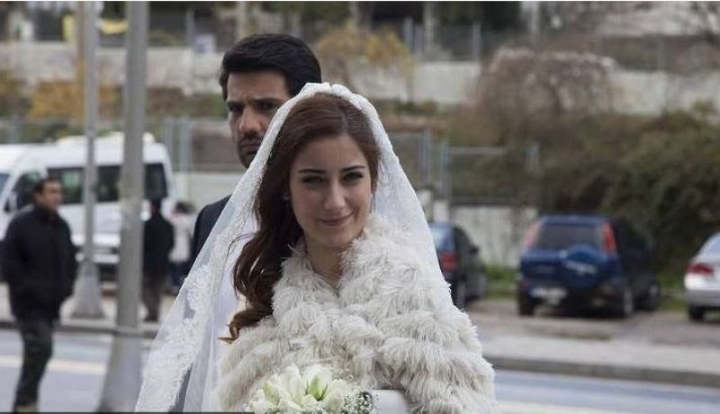 بالصور هل تزوجت النجمة التركية هازال كايا