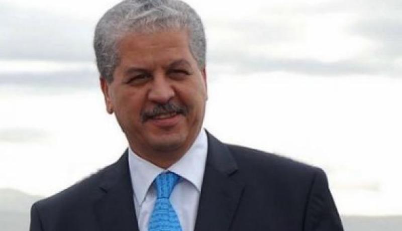 سلال يتفقد مشروع إزدواجية الطريق الوطني الرابط بين الشفة والبرواقية