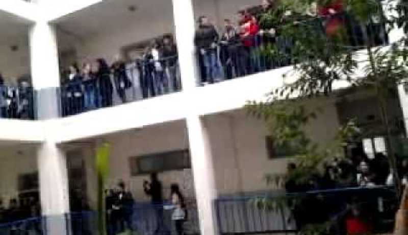 ثانوية في باب الزوار تصنع الحدث