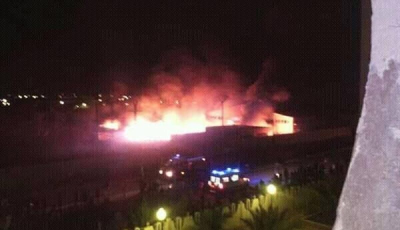 مقتل 18 ‫‏رعية‬ من ‫‏اللاجئين‬ الأفارقة ‫‏حرقا‬ في ‫‏مخيم‬ بورقلة‬