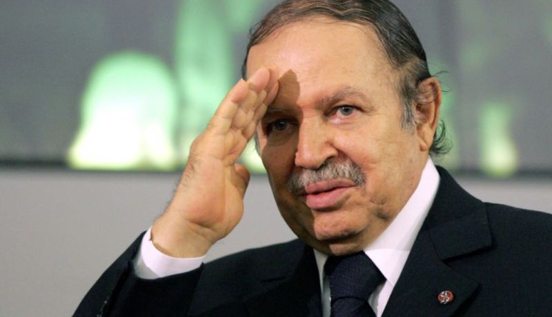 بوتفليقة يؤكد أن التعديل الدستوري عزّز الديمقراطية والحريات والحقوق