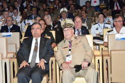 مشاركة الفريق قايد صالح في المؤتمر الدولي للدفاع البحري بالدوحة القطرية