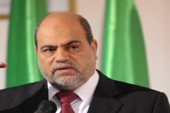 سلطاني لم يتحرك من إقامة الدولة
