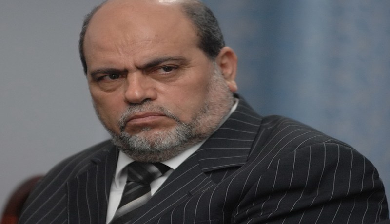 ‮''‬أبو جرة‮'' ‬يهنّئ ويتلقّى التهاني‮ ‬