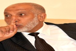 بلخادم فـــي‮ ‬مواجهــة‮ ‬ديناصورات الآفلان