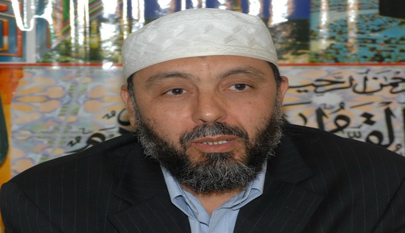 تجمّع سياسي أم حلقة دينية