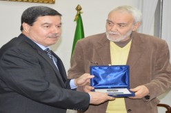 هـامل‮ ‬يوصي‮ ‬خيرا بالصحـافة‮ ‬