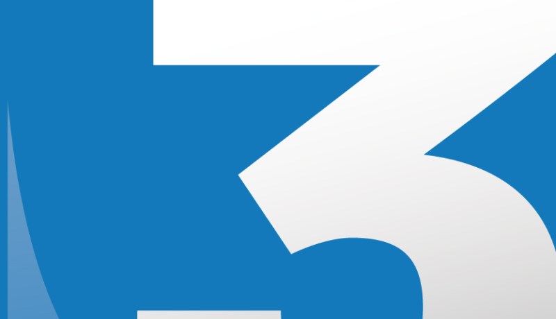 جزائريون يخترقون فرانس 3