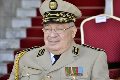 ڤايد صالح يدشّن أول شاحنة مرسيدس جزائرية الصنع