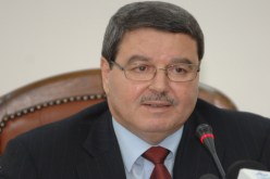 هامل‮ ‬يستقبل المصوّرين الصحافيين