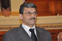 بنوك رهينة شركات البرمجة‬