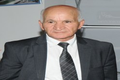 المكلف بالإعلام يقود الوزير إلى الهاوية