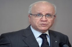 اللّجوء السياسي‮ ‬إلى فرنسا‮.. ‬بسبب العنف اللّفظي‮