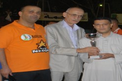تكريم كبير للسجين حافظ القرآن‮ ‬
