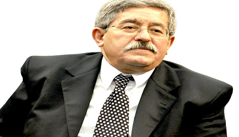 أويحيى آرڤاز في وقـت الشـدّة