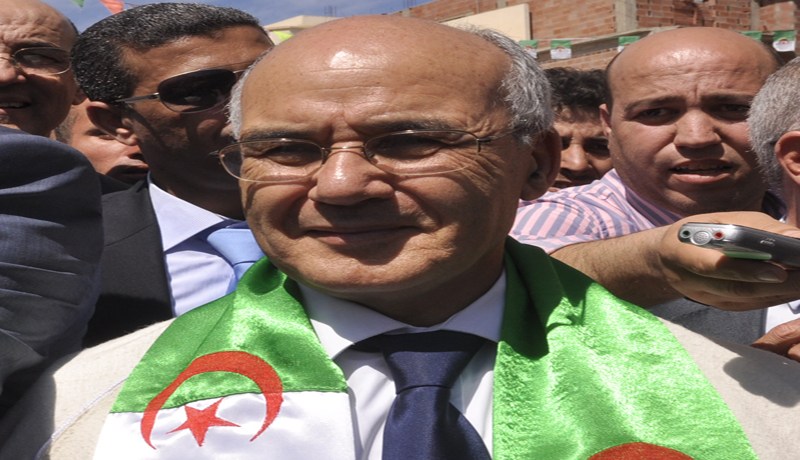 يوسفي‮ ‬يستثمر في‮ ‬الصور