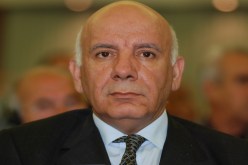 بن عيسى‮ ''‬ما‮ ‬يفوّطش‮''